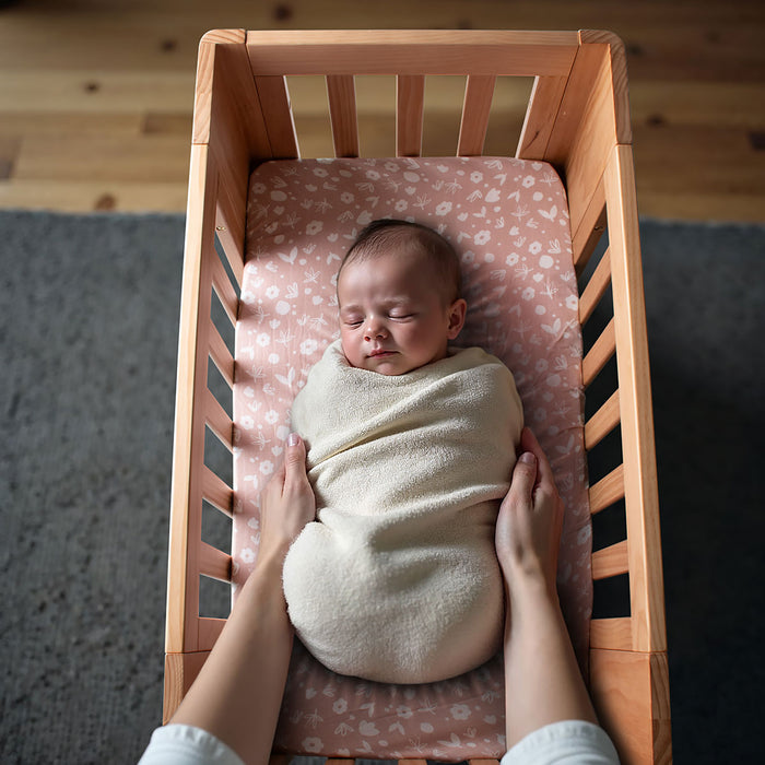 Bassinet Mattress Protector & Fitted Sheet: COCOON Evoke/Evolve Starter Pack